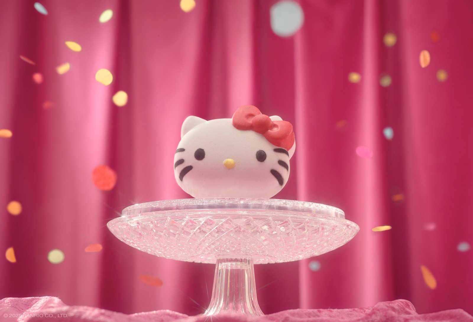 1770634529293470.jpg hello_kitty_bathbomb_Hero_.jpg
